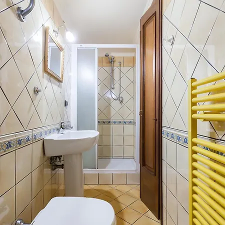 Giramondo Daire